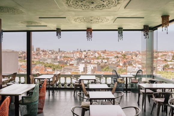 Lost In Esplanada Bar