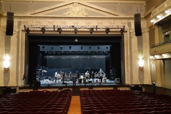 Tivoli Teatro Stage