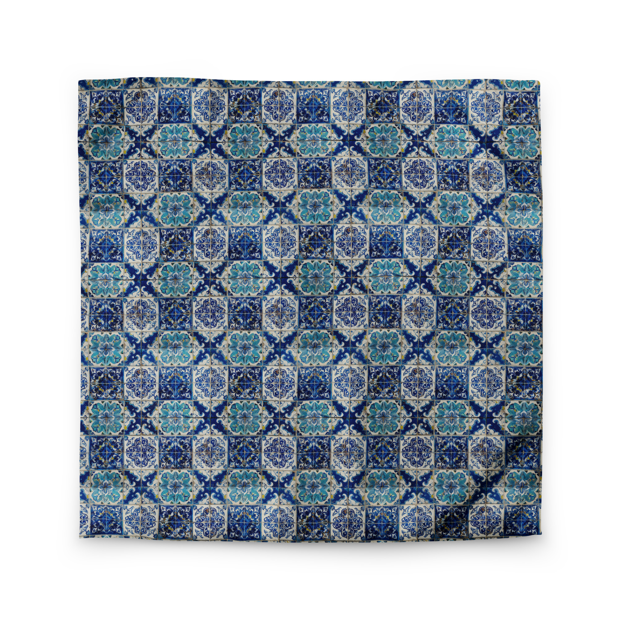 Duvet Cover with Azulejo Tile Design Pattern - Image 2